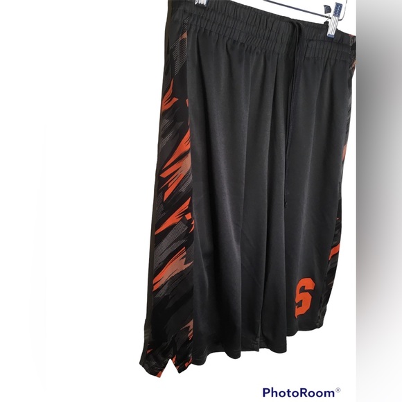 Syracuse University Colosseum Grey Men’s Shorts - Size - M - EUC - Picture 3 of 4